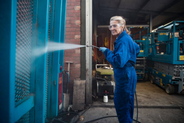 Best Warehouse Cleaning  in Commack, NY